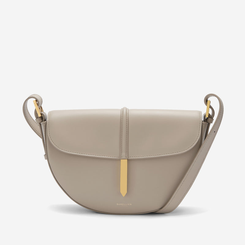 Demellier | The Tokyo Saddle | Taupe Smooth